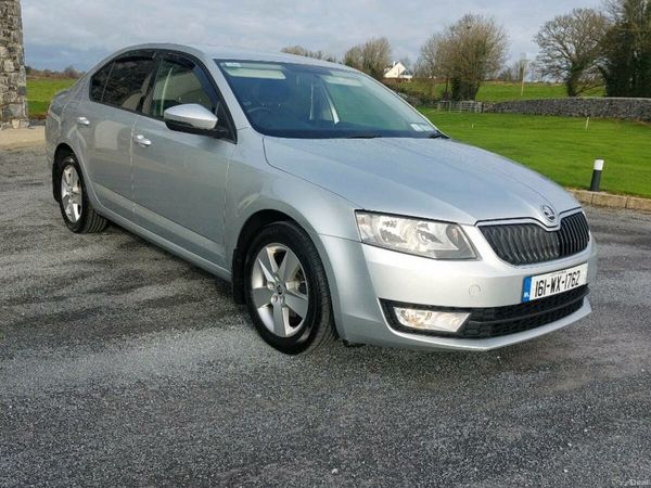 Skoda Octavia Saloon, Diesel, 2016, Silver
