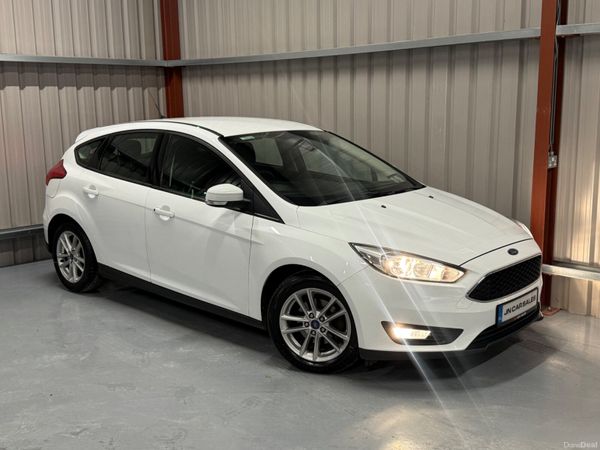 Ford Focus Hatchback, Diesel, 2015, White