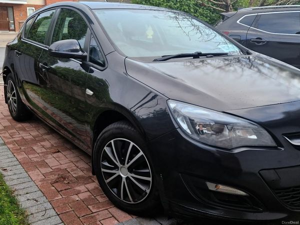 Opel Astra MPV, Petrol, 2015, Black