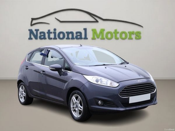 Ford Fiesta Hatchback, Petrol, 2015, Grey