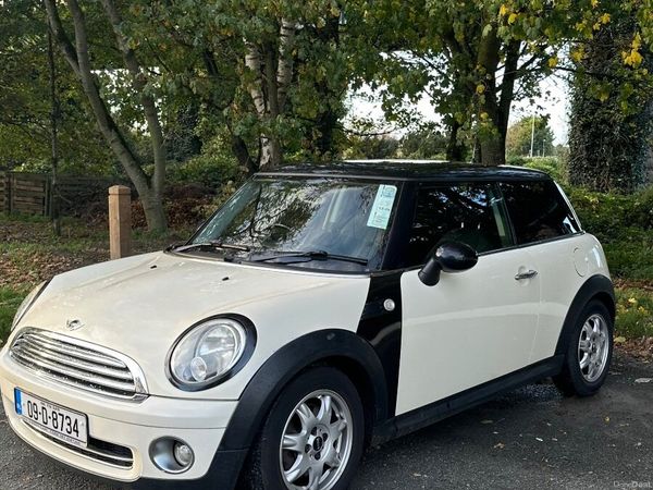 Mini Cooper Hatchback, Petrol, 2009, Black