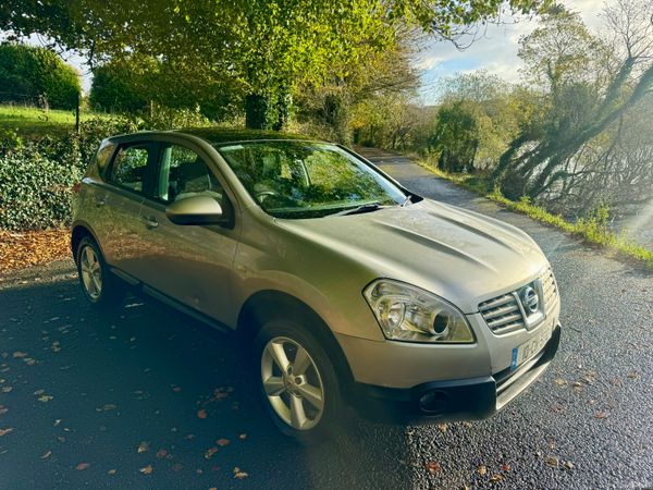 Nissan Qashqai Hatchback, Petrol, 2010, Silver