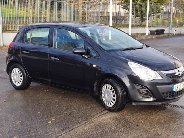 Opel Corsa Hatchback, Petrol, 2013, Black