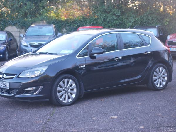 Opel Astra Hatchback, Diesel, 2013, Black