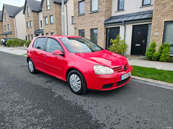 Volkswagen Golf Hatchback, Petrol, 2007, Red