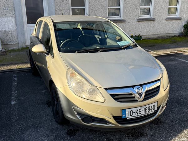 Vauxhall Corsa Hatchback, Petrol, 2010, Gold