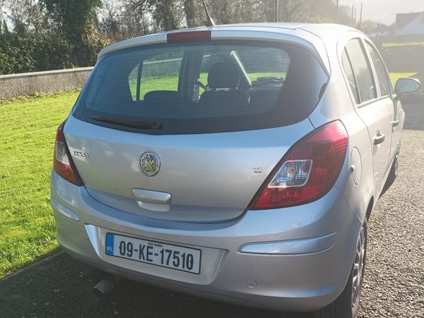 Vauxhall Corsa Hatchback, Petrol, 2009, Silver