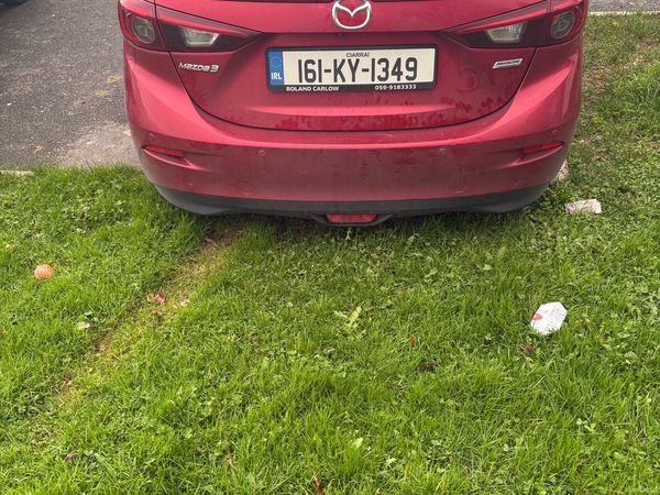 Mazda Mazda3 Saloon, Diesel, 2016, Red