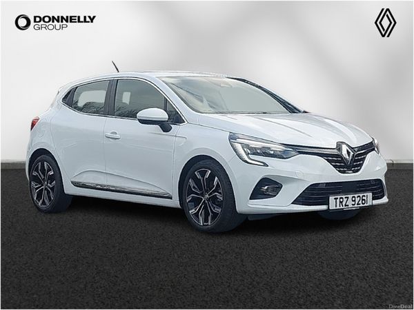 Renault Clio Hatchback, Petrol, 2022, White