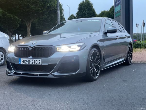 BMW 5-Series Saloon, Petrol Plug-in Hybrid, 2020, Blue