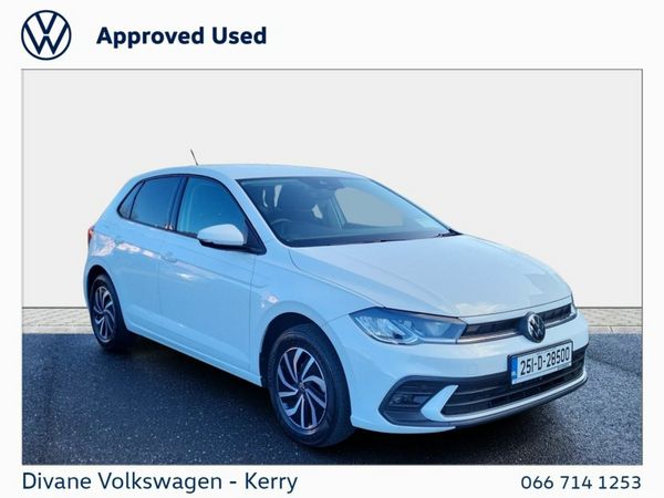 Volkswagen Polo Hatchback, Petrol, 2025, White