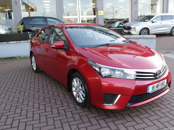 Toyota Corolla Saloon, Diesel, 2016, Red