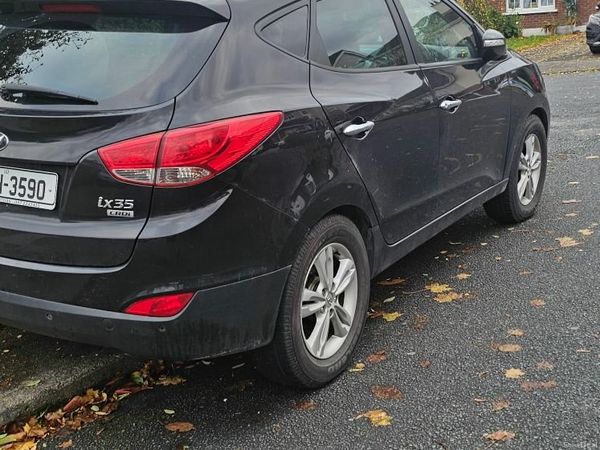 Hyundai ix35 SUV, Diesel, 2012, Black