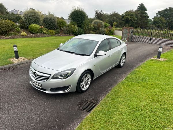 Opel Insignia Hatchback, Diesel, 2014, Silver