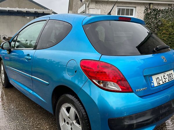 Peugeot 207 Hatchback, Petrol, 2012, Blue