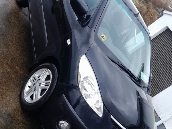 Hyundai i10 Hatchback, Petrol, 2010, Black