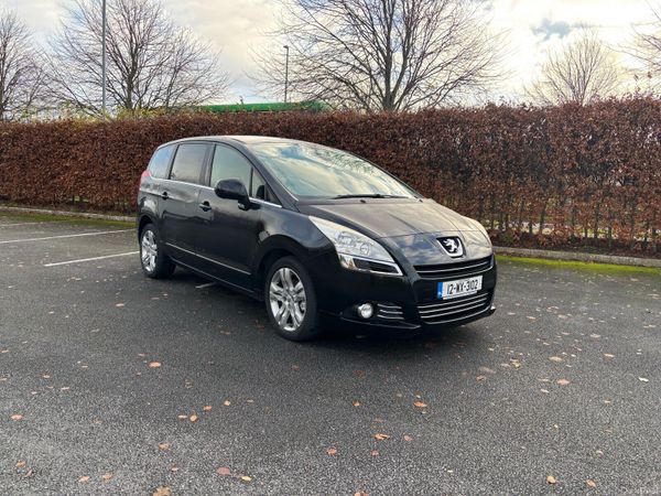 Peugeot 5008 MPV, Diesel, 2012, Black