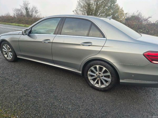 Mercedes-Benz E-Class Saloon, Diesel, 2014, Silver