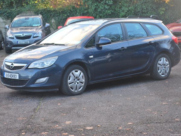 Opel Astra Estate, Diesel, 2011, Blue