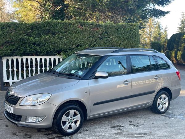 Skoda Fabia Estate/Jeep, Petrol, 2012, Beige