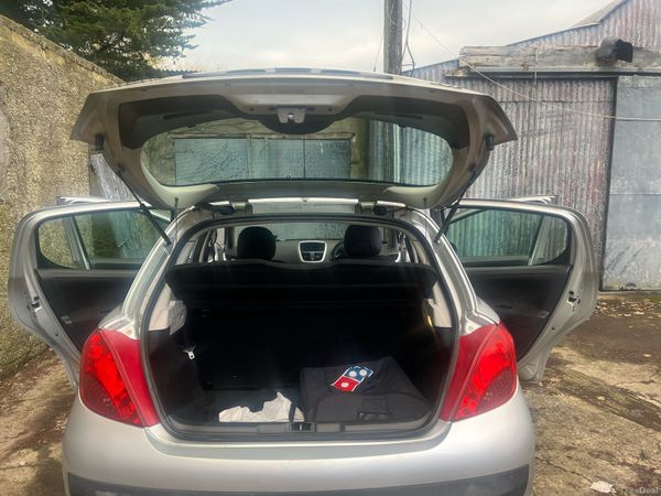 Peugeot 207 Hatchback, Diesel, 2007, Silver