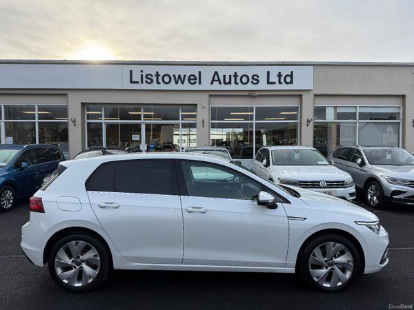 Volkswagen Golf Hatchback, Diesel, 2023, White