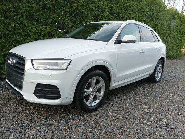 Audi Q3 Hatchback, Petrol, 2017, White