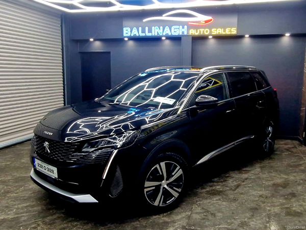 Peugeot 5008 MPV, Diesel, 2023, Black