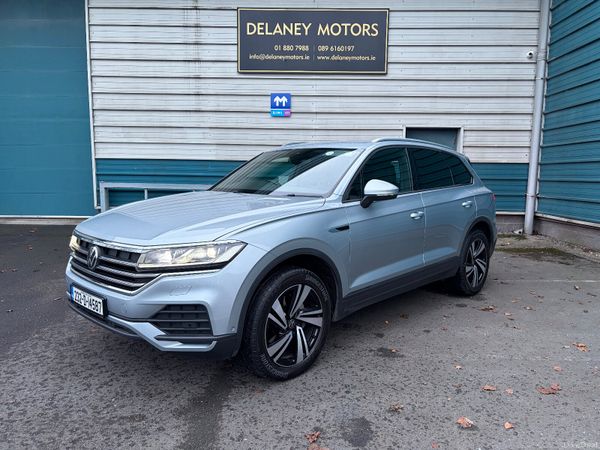 Volkswagen Touareg SUV, Diesel, 2023, Grey