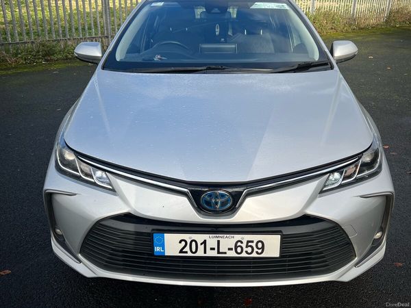 Toyota Corolla Saloon, Petrol Hybrid, 2020, Grey