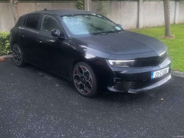Opel Astra Hatchback, Petrol, 2023, Black