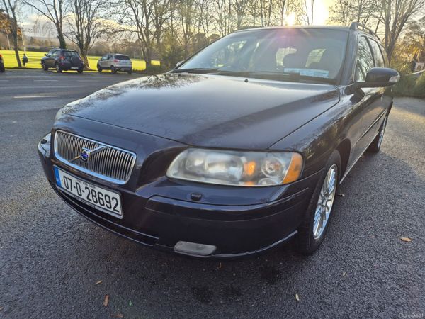 Volvo V70 Estate, Petrol, 2007, Blue