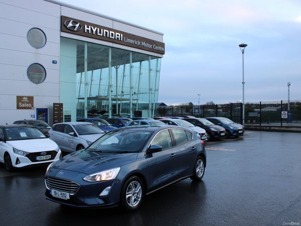 Ford Focus Hatchback, Petrol, 2019, Blue