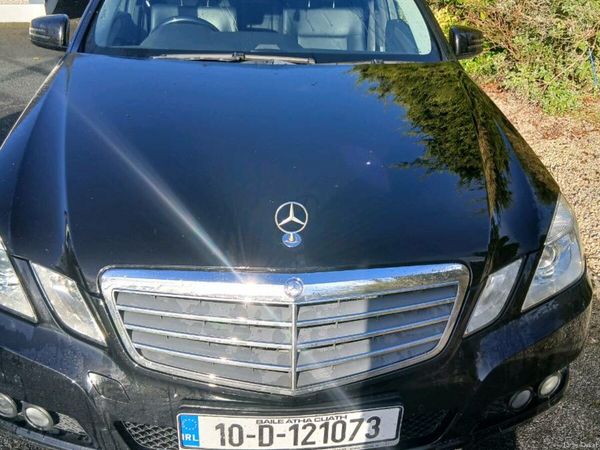 Mercedes-Benz E-Class Saloon, Diesel, 2010, Black