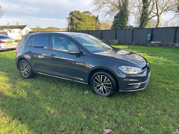 Volkswagen Golf Hatchback, Petrol, 2019, Grey