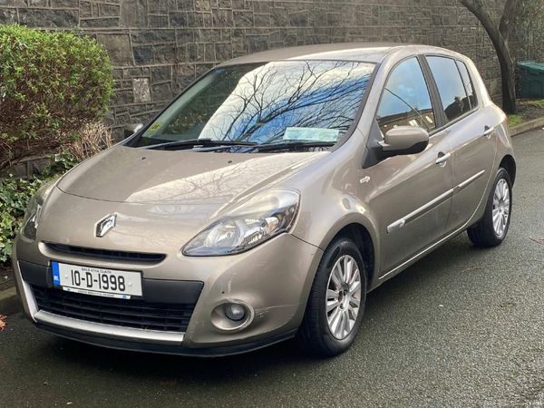 Renault Clio Hatchback, Ethanol Petrol, 2010, Gold