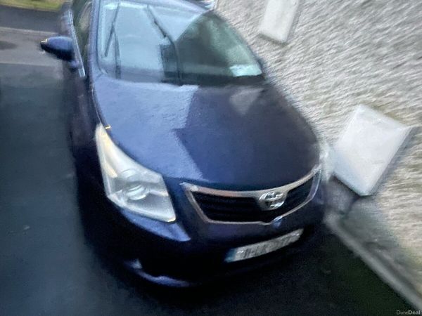 Toyota Avensis Saloon, Diesel, 2011, Blue