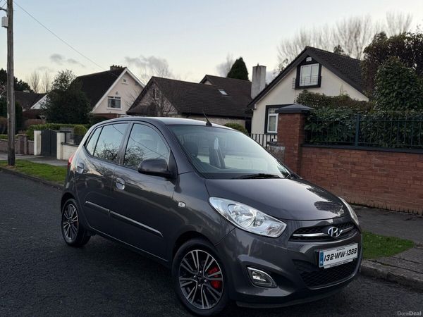Hyundai i10 Hatchback, Petrol, 2013, Grey