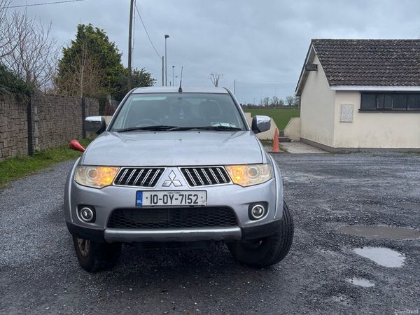 Mitsubishi L200 Crew Cab, Diesel, 2010, Silver