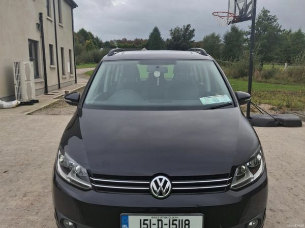 Volkswagen Touran MPV, Diesel, 2015, Black