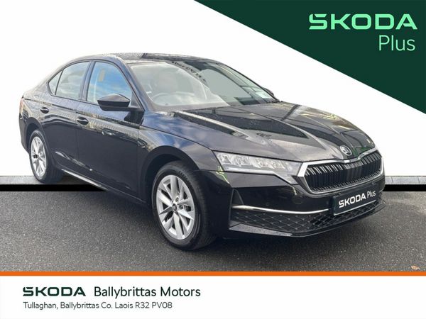 Skoda Octavia Saloon, Diesel, 2025, Black