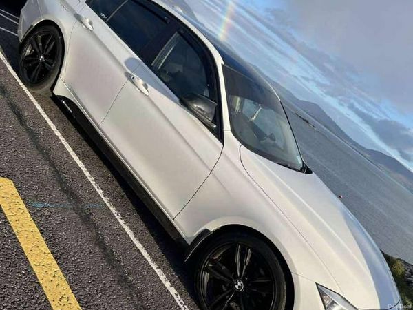 BMW 3-Series Saloon, Diesel, 2012, White