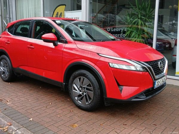 Nissan Qashqai SUV, Petrol, 2021, Red