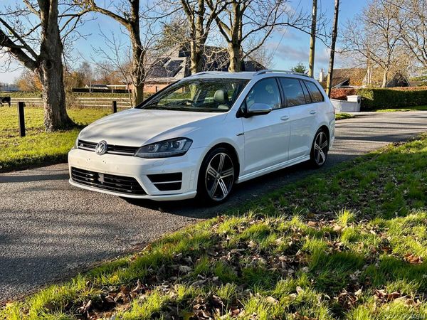 Volkswagen Golf Estate, Petrol, 2016, White