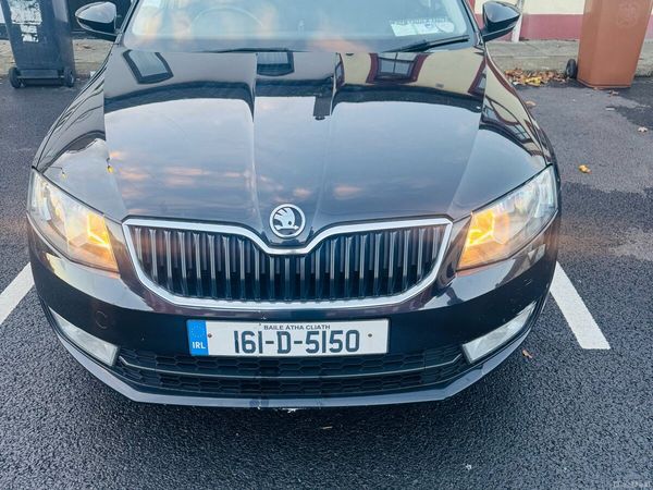 Skoda Octavia Saloon, Diesel, 2016, Black