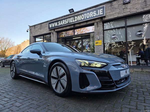 Audi e-tron GT quattro Hatchback, Electric, 2022, Grey
