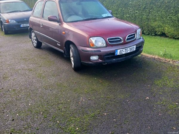 Nissan Micra Hatchback, Petrol, 2002, Red