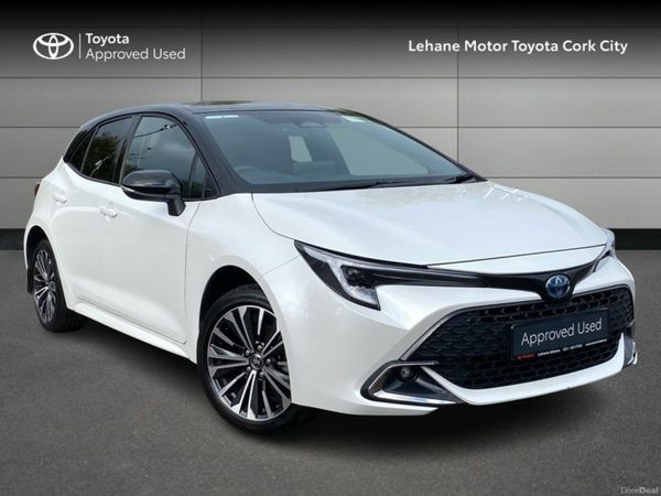 Toyota Corolla Hatchback, Petrol Hybrid, 2025, White