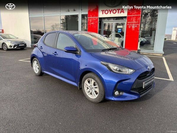 Toyota Yaris Hatchback, Petrol, 2022, Blue