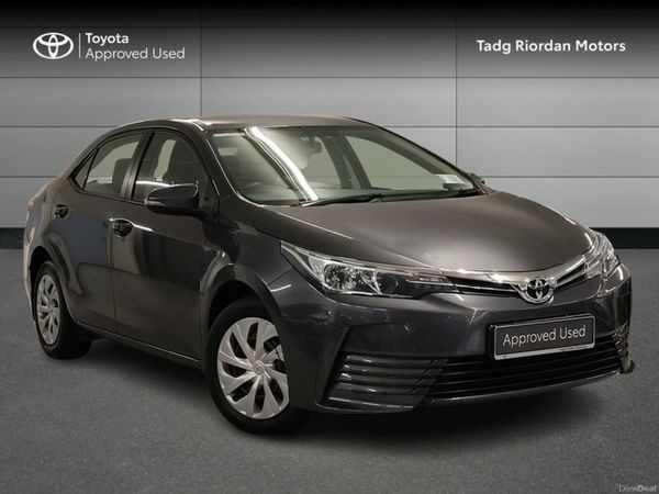 Toyota Corolla Saloon, Petrol, 2018, Grey